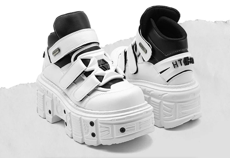 Women's Laced-Up Platform Gothic Ankle Boots