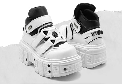 Women's Laced-Up Platform Gothic Ankle Boots