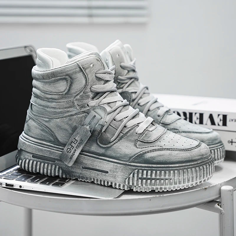 Men's Retro Manga Sneakers